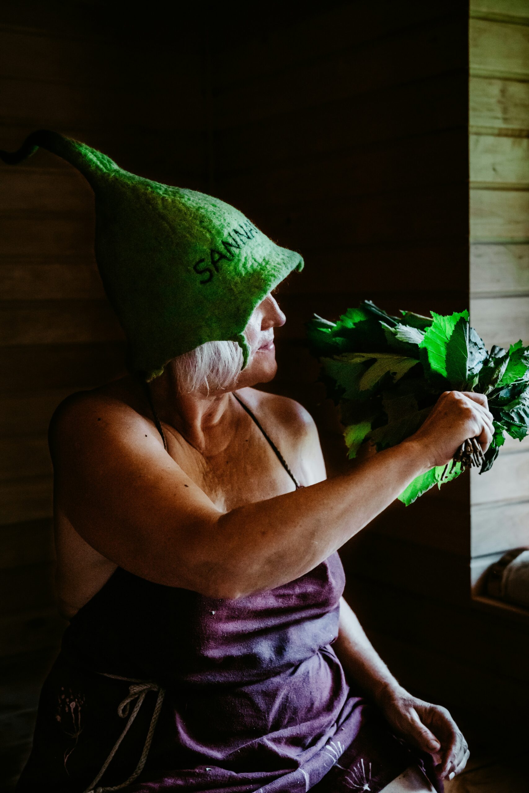 Can Sauna Hats Be Used In Public Saunas?