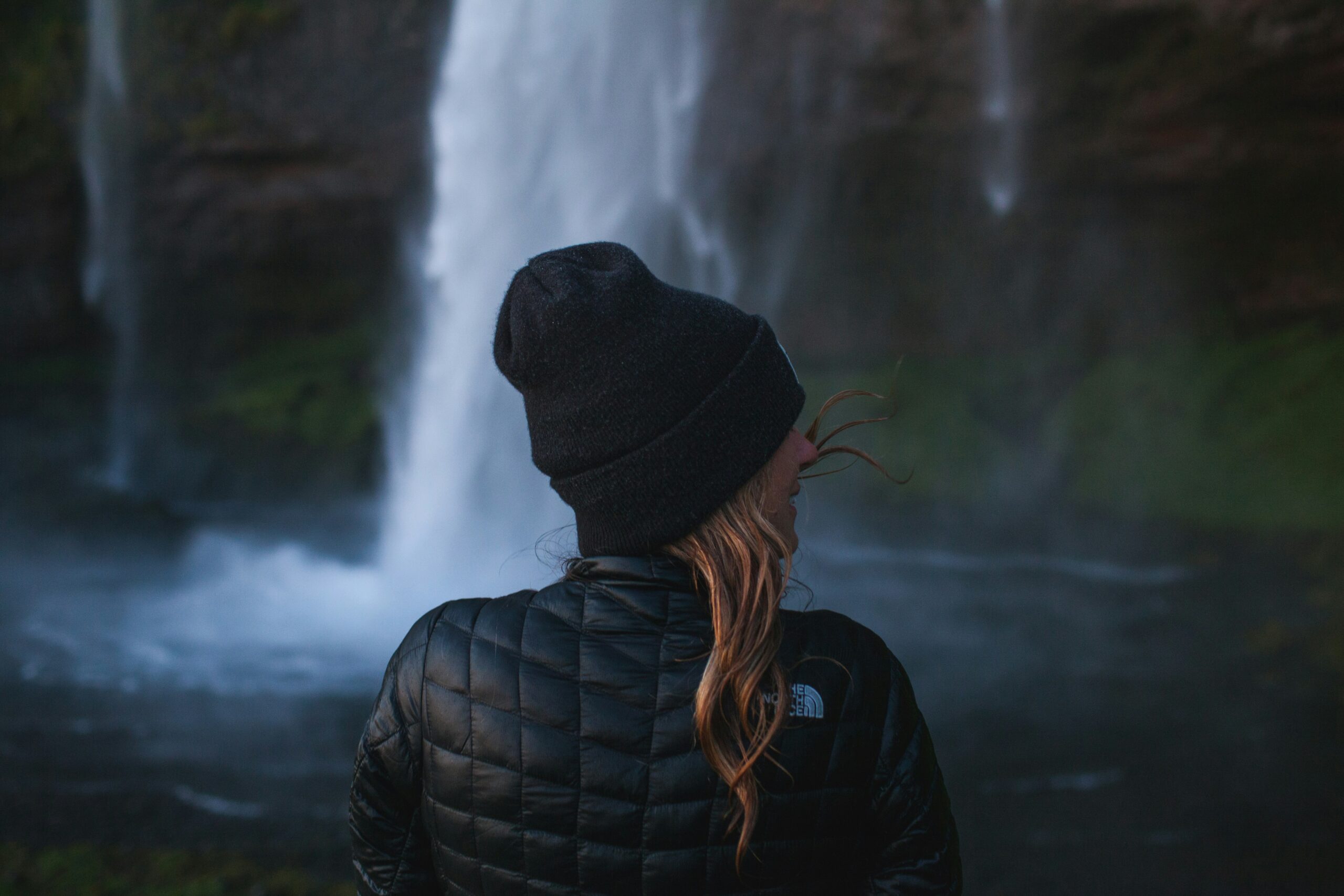 What Are Some Common Signs Of Discomfort While Wearing A Sauna Hat?